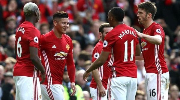 甘冈主场战胜尼斯，提升积分榜排名(团队提升方案及措施)